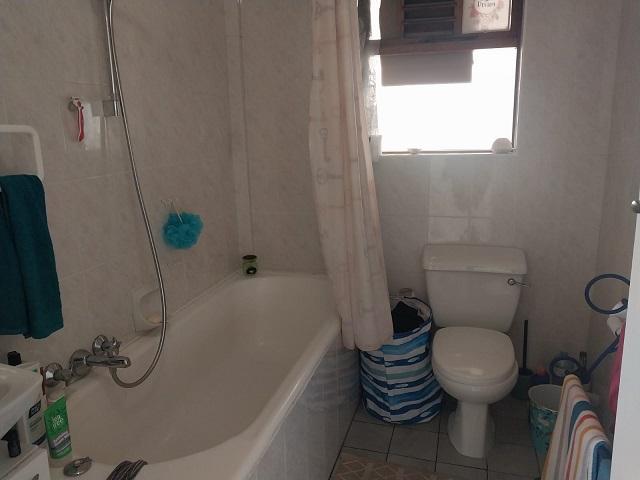 To Let 2 Bedroom Property for Rent in Fish Hoek Western Cape